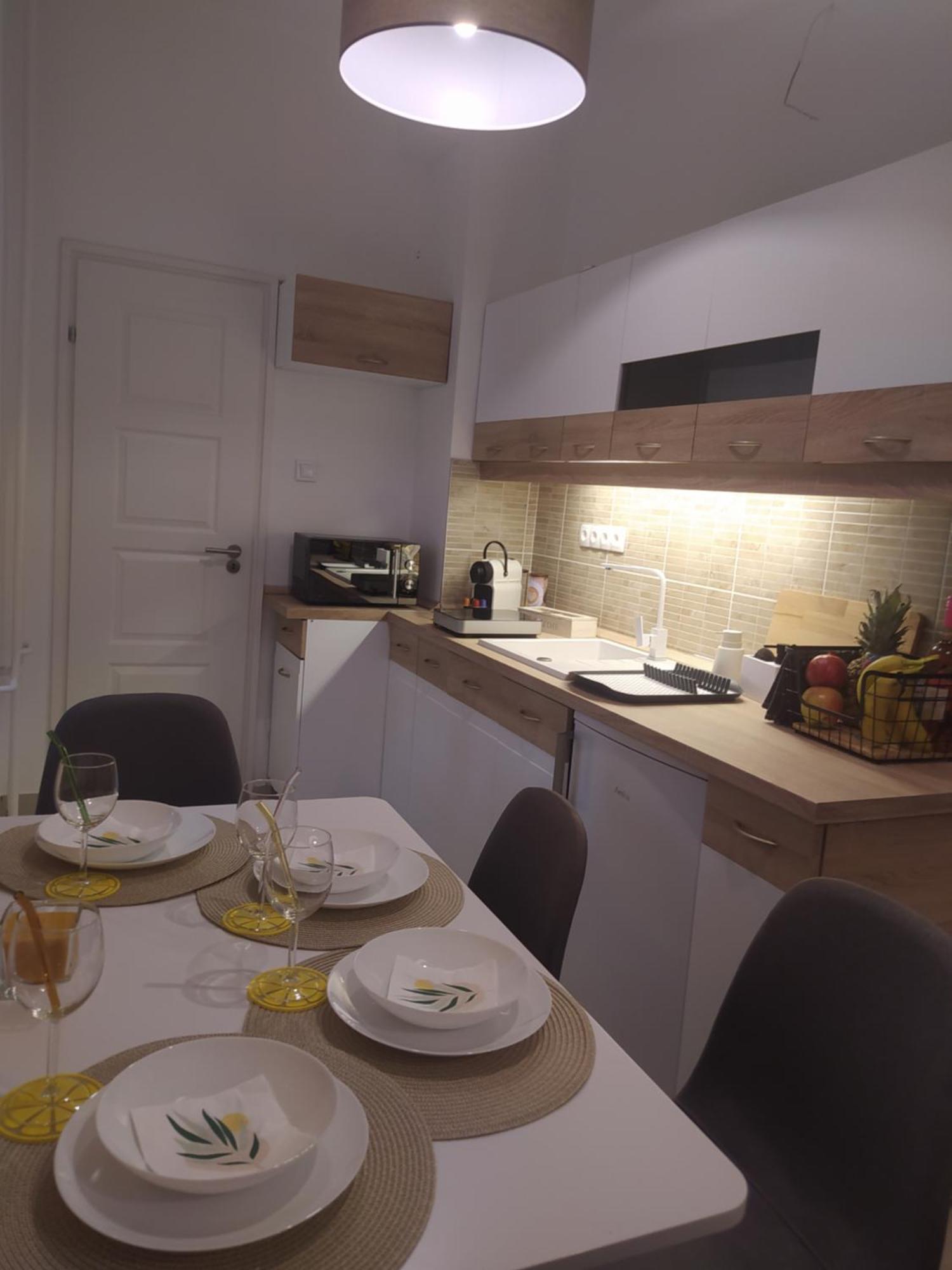 Lady Mabel'S Apartment Near To Arena, Puskas Stadion And City Park, With Guarded Parking Place 부다페스트 외부 사진
